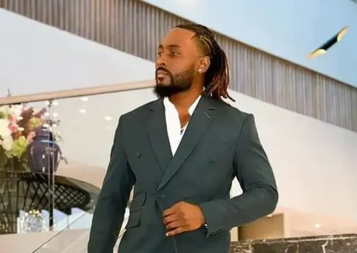 BBNaija, Pere Destroys Wall In Anger