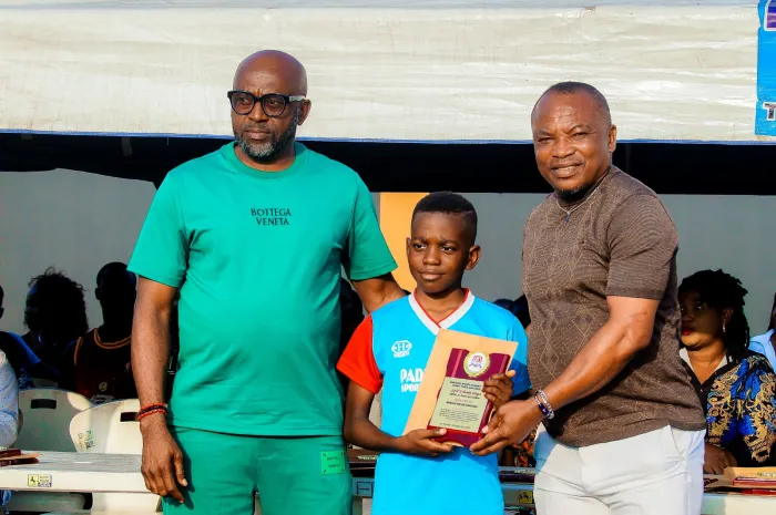 18 Recipients Cart Home Paddysco Awards