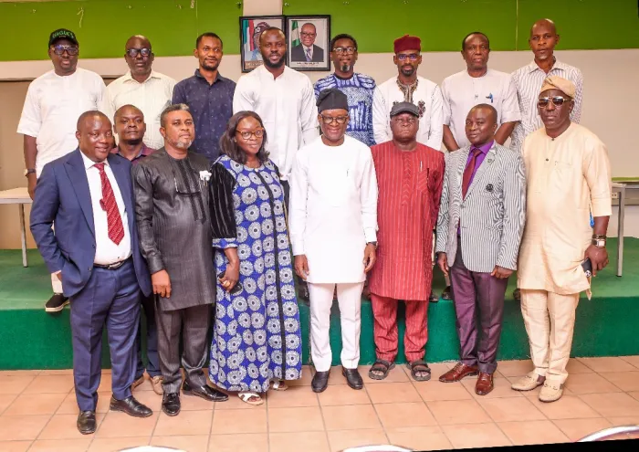 SPECTATOR:   Electronic Sports Federation  - Sports Minister awaits a baby.