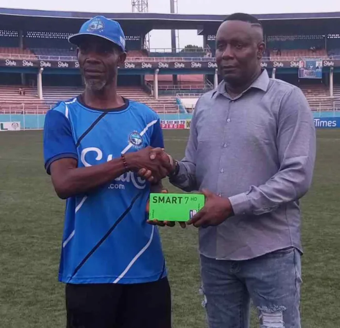 Enyimba Rewards Ndidi Anumnu With 'Most Dedicated Staff' Award