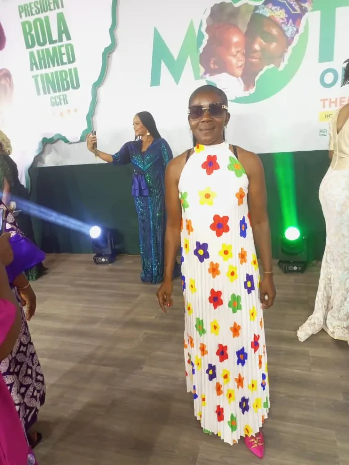 First Lady Tinubu confers