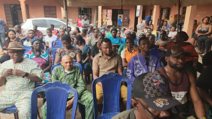 Chairman, Dunukofia LGA Holds Interactive Session With Traders of Ifitedunu Plaza On Strengthening Security*