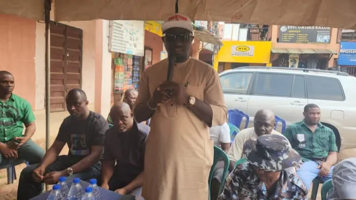 Chairman, Dunukofia LGA Holds Interactive Session With Traders of Ifitedunu Plaza On Strengthening Security*