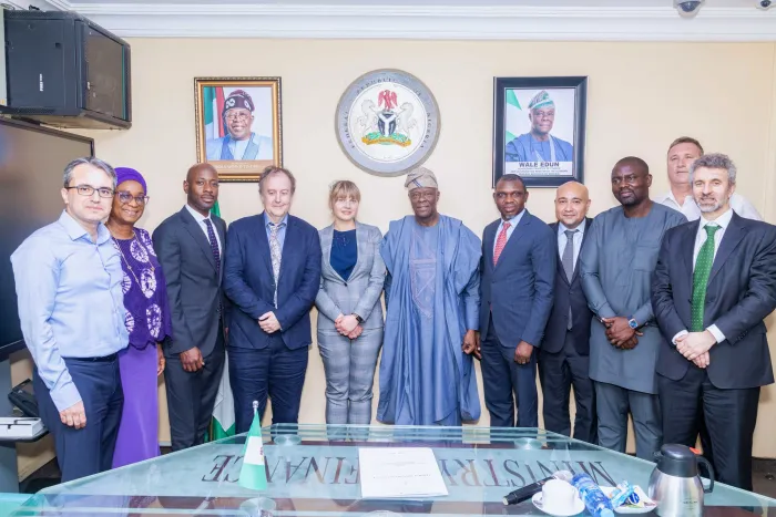 Standard Chartered Bank  Lauds Nigeria’s Economic Reforms, ExploresInvestment Opportunities