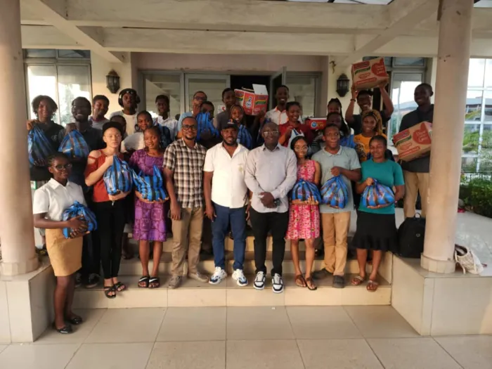 UNIZIK: DIUSCADI Convener, Dr. Umeh Distribute Palliatives to Student Volunteers