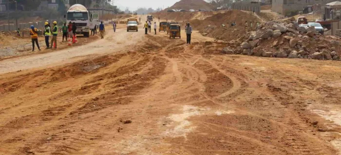 Wike oversees removal of structures on road corridor in Gishiri village, Abuja        …Warns residents against sabotaging government developmental efforts