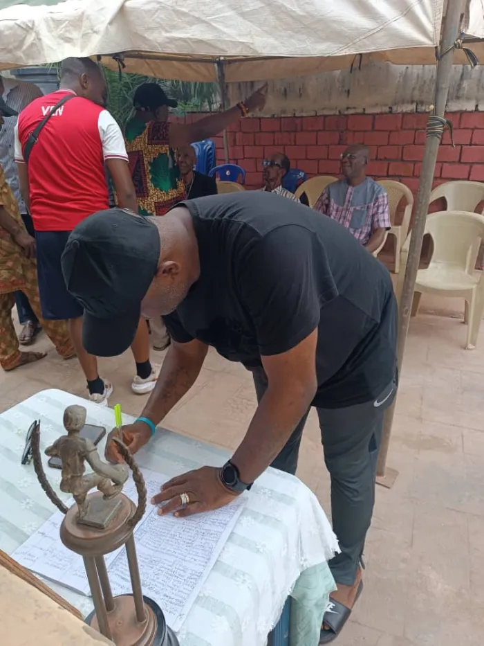 ANSFA Chairman Pays Condolence Visit To Late Christian Chukwu's Family, Signs Condolence Register