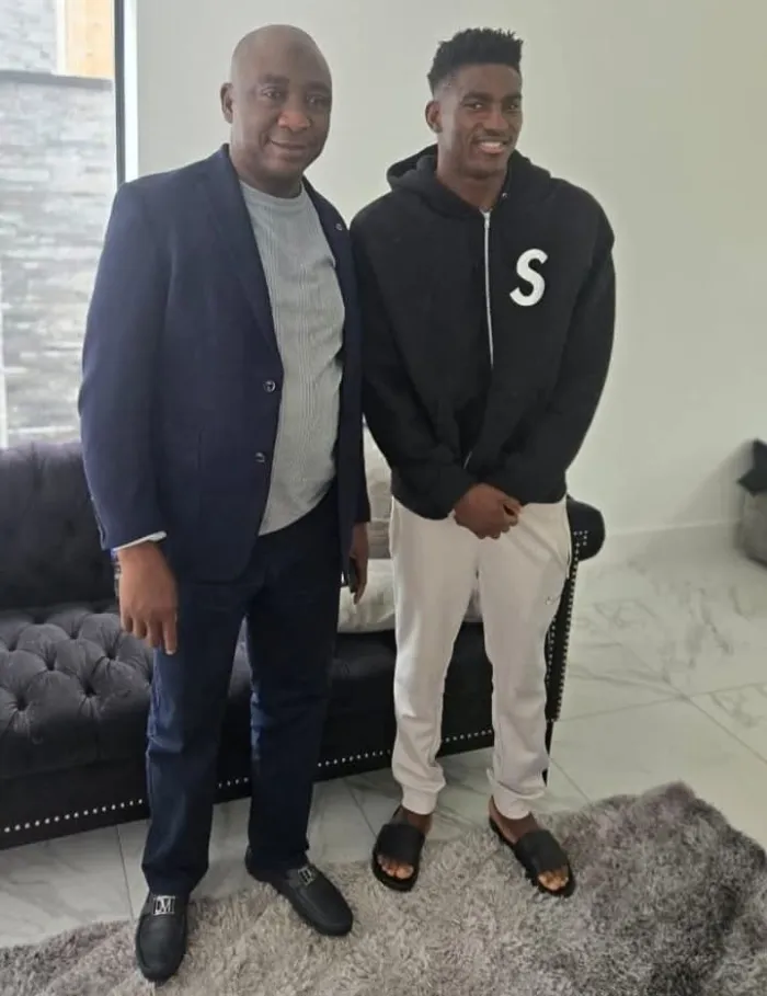 NFF President Ibrahim Gusau Pays Hospitality Visit to Taiwo Awoniyi