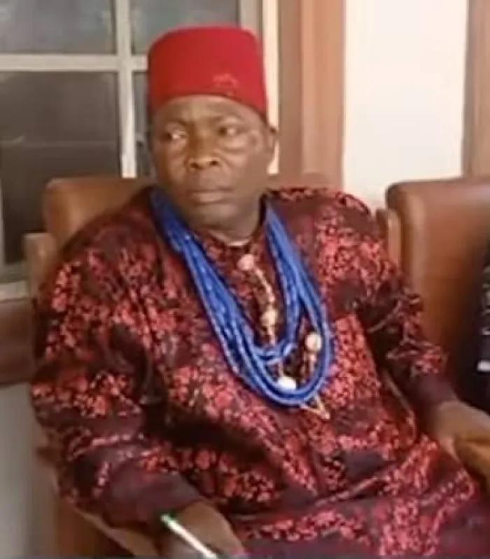 Security Threat: Younger Brother of Deposed Oliola of Uzanu Sani Ikani Attacks ITV Crew During Anti-Cultism Rally