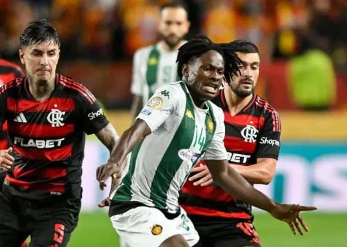 Onuche Ogbelu Battles Hard, But Flamengo Overpowers Esperance in Club World Cup Opener