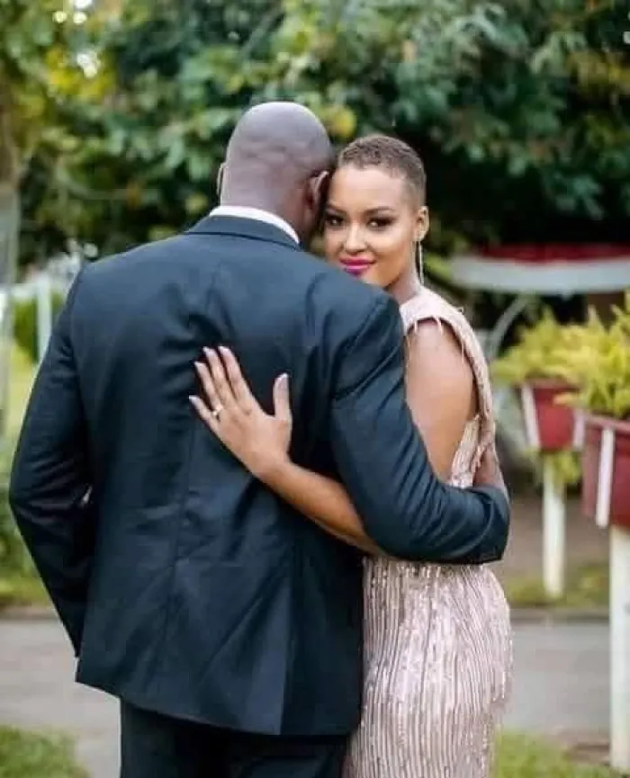 Romantic Moments To Touch Your Wife’s Butt And Rekindle Intimacy