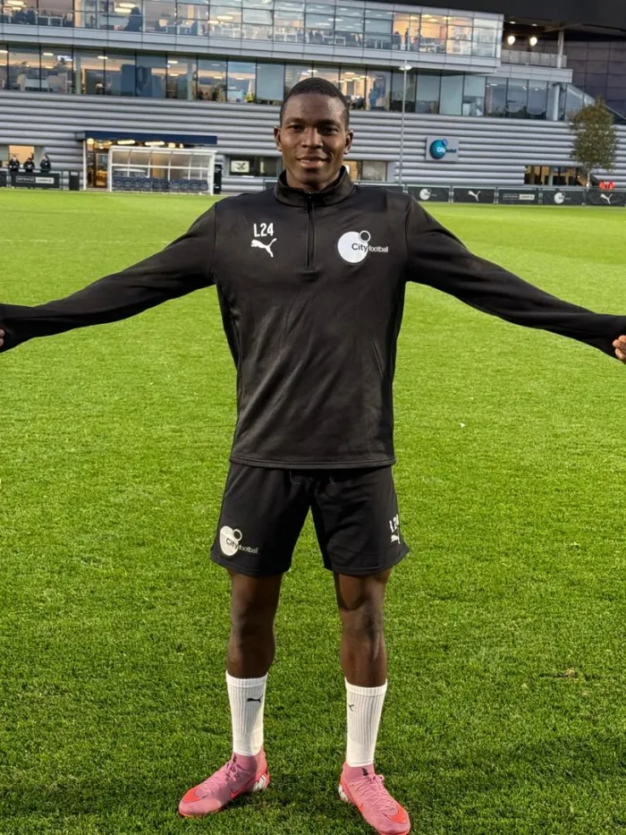 Grassrunners' Agbejoye Begins Man City Trials