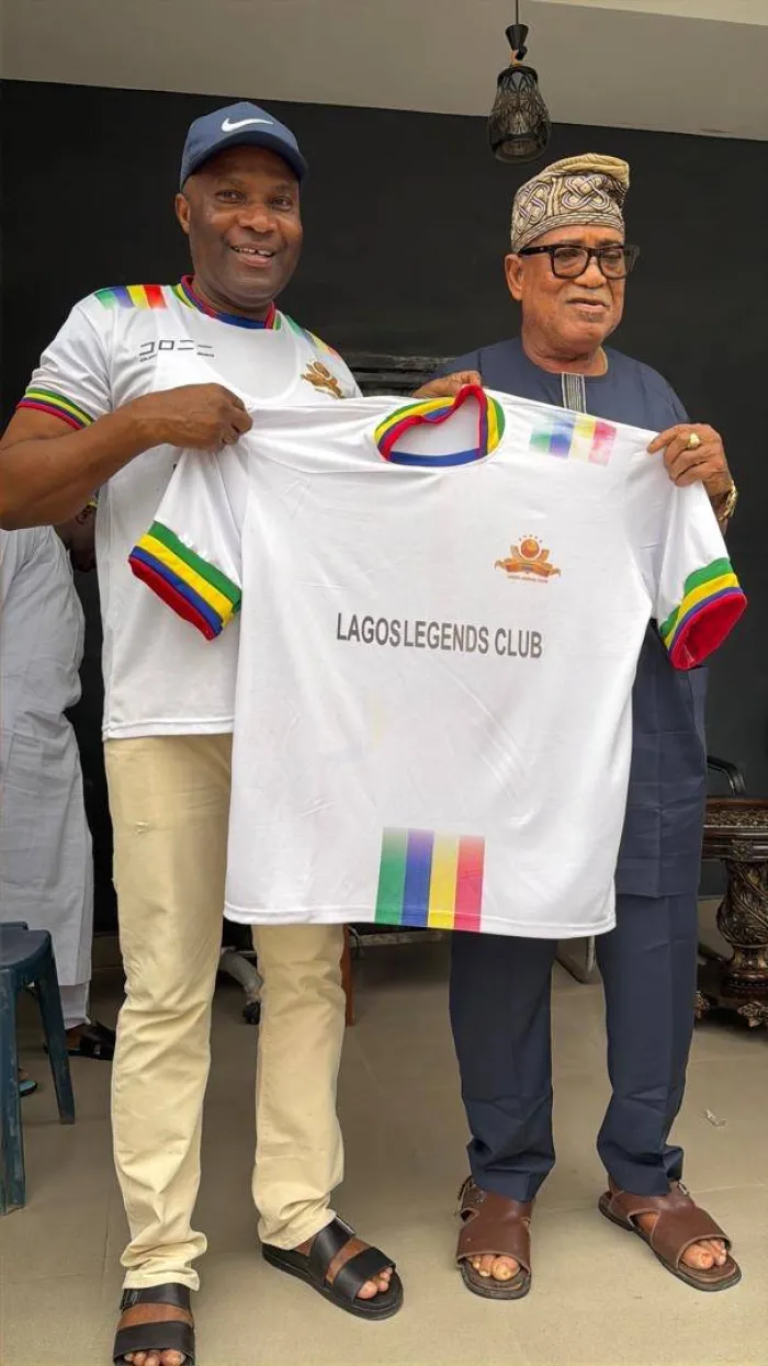 *Ex-Nigeria Football Internationals Pays Courtesy Visit To Mayor Okeowo, Seeks Stronger Grassroots Football Collaboration