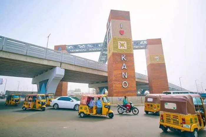 Kano Police Arrest Three Suspects After Them Buy ₦75m Mercedes with Fake Bank Alert