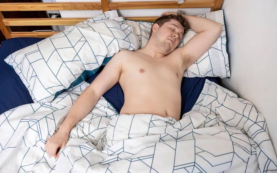 Why Men Should Not Sleep Without Clothes