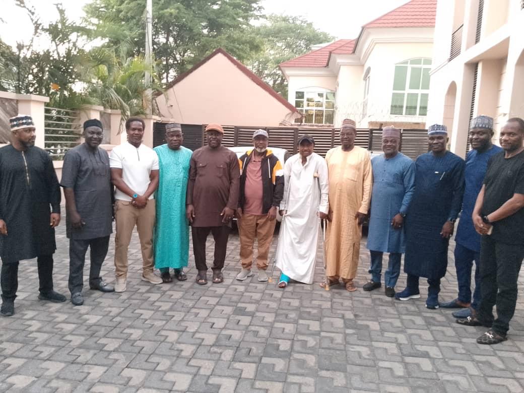 Lagos FA Boss, 9 Other State FA Chairmen Visits Recuperating Tijani Babangida