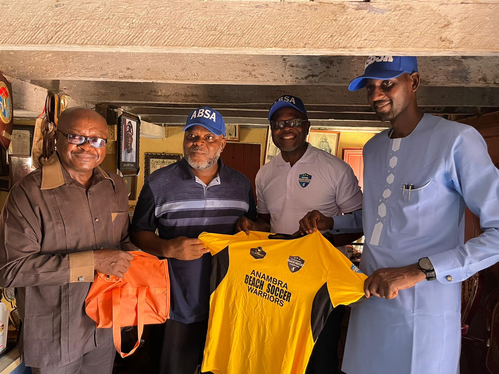 NBSL Gets HRM Igwe Kenneth Orizu's Royal Blessing Ahead May 15 League Kick Off; Delegation Pays Courtesy Visit To Innoson