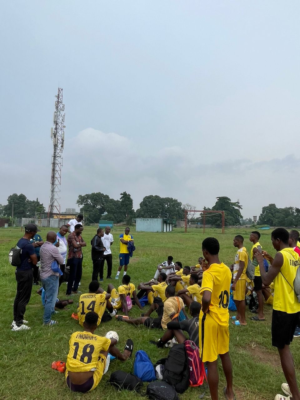 Ilechukwu Pays 2-Day Visit To Lagos Based Non-League Side G- Innovation FC