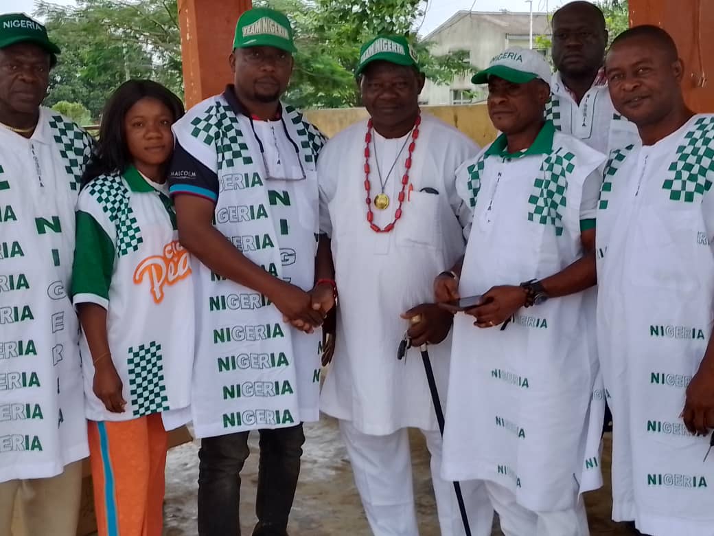 NFSC Patron Donates Music Instruments To Ondo State Chapter