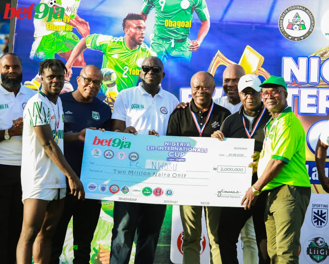 Nigeria Ex-Internationals Cup Ends In Blaze Of Glory  ..As Organisers reward prize winners instantly