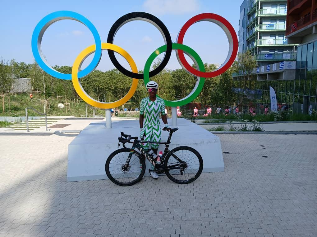 Nigerian Cyclist Ese Ukpeseraye Photo Gallery in Paris