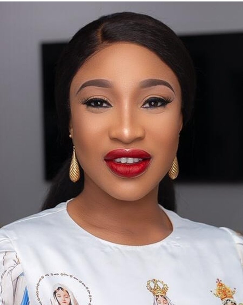 Tonto Dikeh Offers Words of Wisdom to Lady Dealing with a Failed Marriage