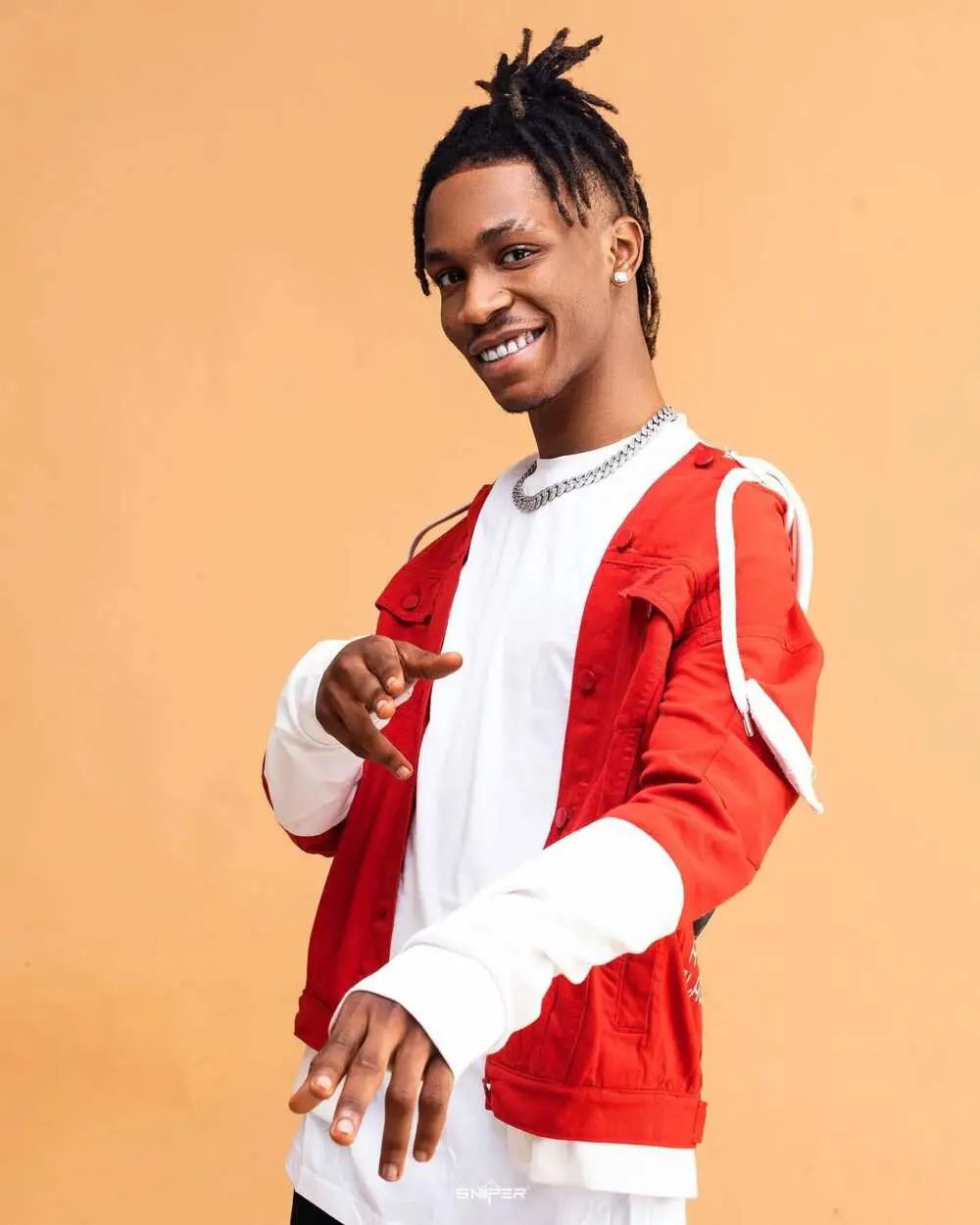 Dancer Lil Smart Alleges Threats from Naira Marley and Zinoleesky