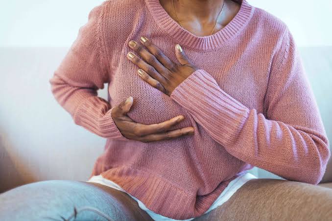 Reasons Women Feel Pain In The Breast During Menstruation