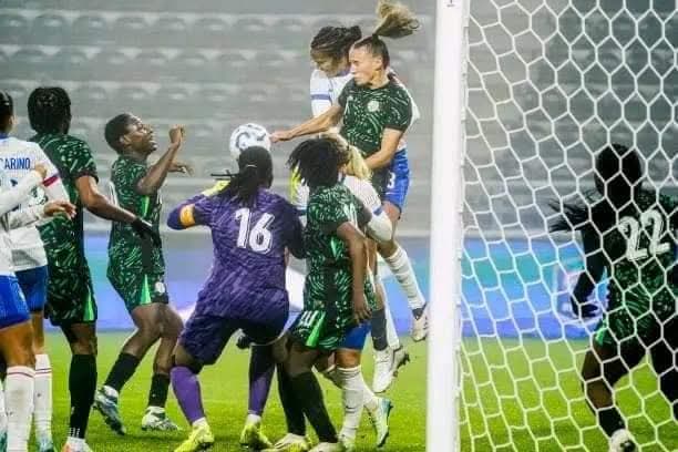 Super Falcons Again Bow to Les Blueus of France 1-2 in An Internationally Friendly. …Onumonu Scores First Ever Goal against France.