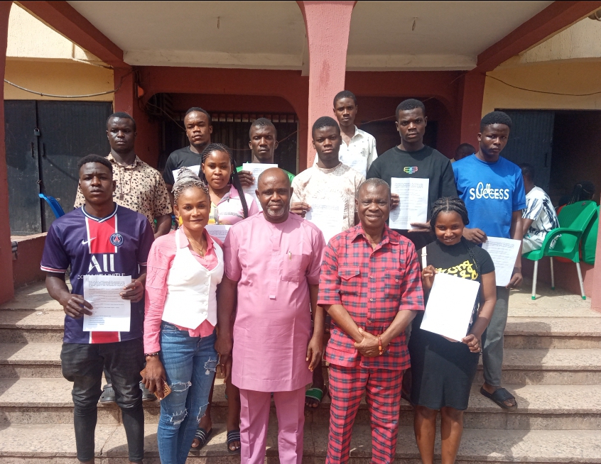 Philanthropists, Barr. and Dr. Mrs Okali Offers Education and Bursary Awards To Ifitedunu Youths Worth Over 2 Million Naira