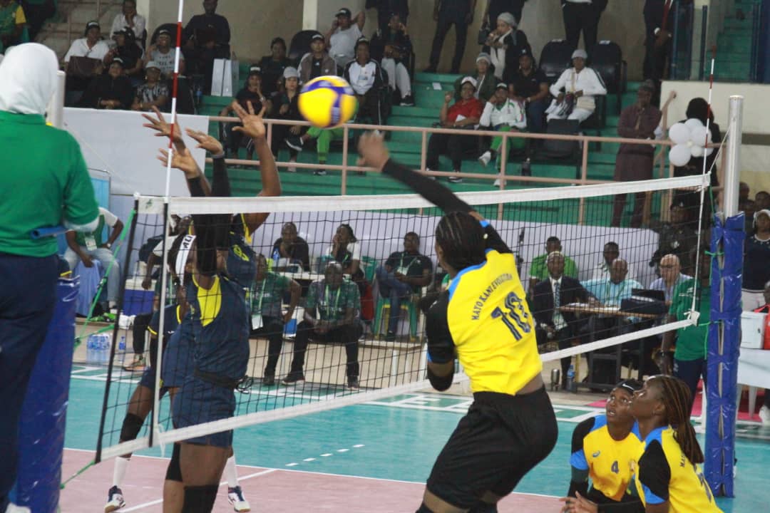 Customs Beat Mayo Kane Evolution in Front of Home Fans