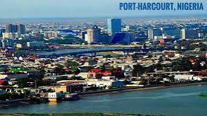 Wahala for Diobu: Woman Don Bite Her Lover ‘Thing’ as Gbege Break Out for Port Harcourt